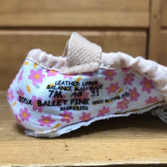 Capezio leather baby ballet pink Size 7 M - Picture 10 of 10